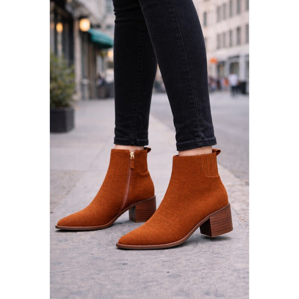 Kelsi Dagger Brooklyn New Milly Pointed Toe Caramel Block Heel Bootie Size 6